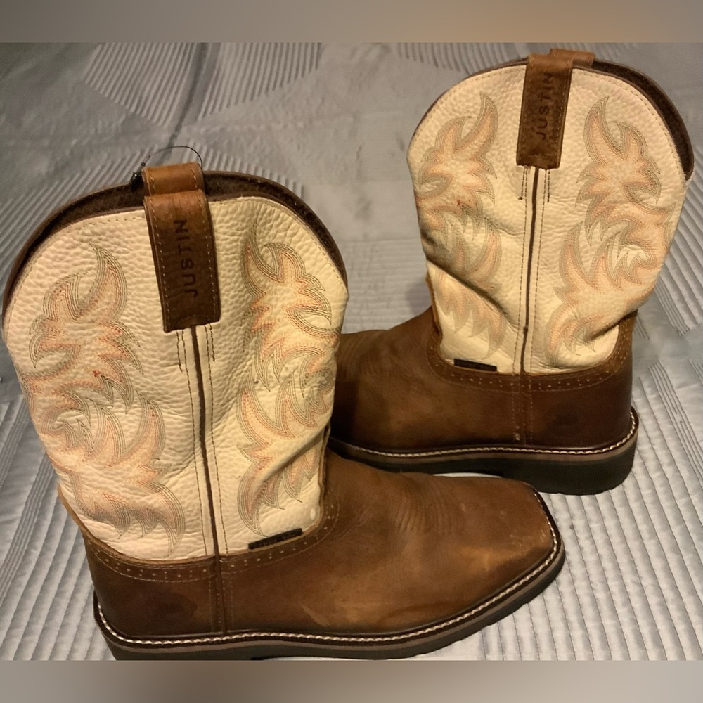 JUSTIN Mens Stampede Driller Copper Brown and Ivory Square Toe Boot Size 8.5